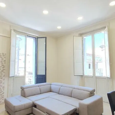 A Casa Di Peppe E Ale Πανσιόν Giarre